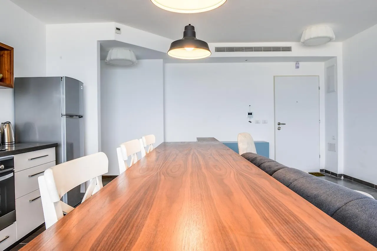 Beautiful Apartment On The First Line Of The Sea Haifa